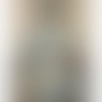 Portrait D'une Jeune Fille (Portrait Of A Young Girl) (preview)