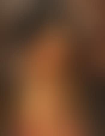 Portrait de jeune femme pensive (preview)