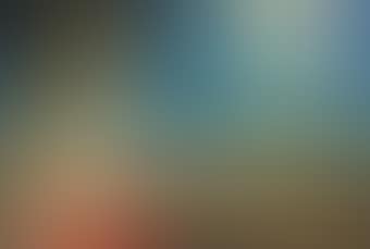 Jeune femme dans un paysage (preview)