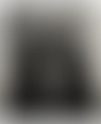 Studio portrait (preview)