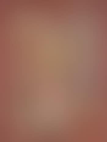 Donne Su Fondo Rosso (preview)