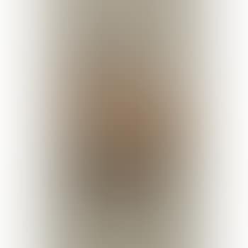 Seated female nude (preview)