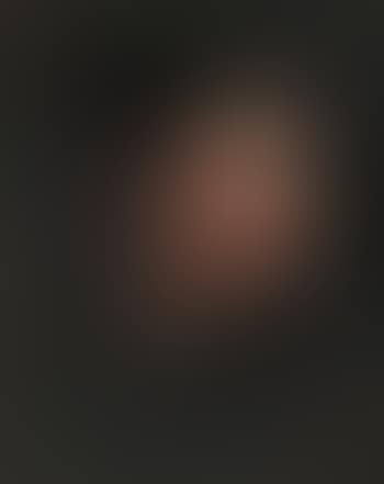 Portrait of a woman (preview)