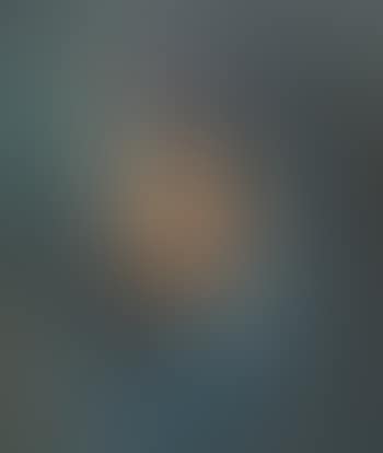 Flicka med blå sjal (preview)