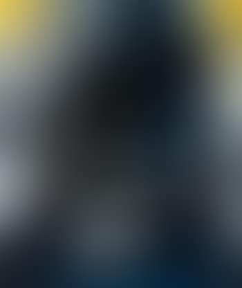 Homme au casque sur fond jaune (preview)