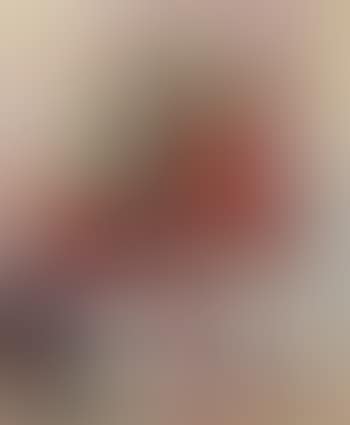 Tulipes dans un verre rouge (preview)