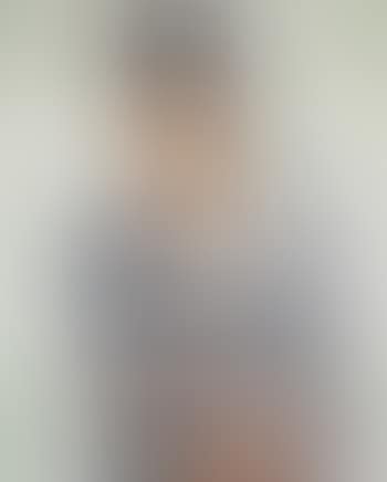 Portrait de jeune femme (preview)