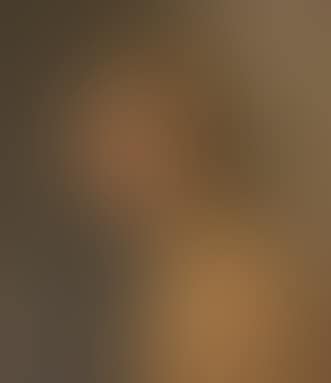 Brustbild einer jungen Frau (preview)