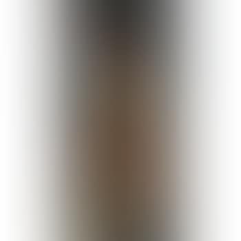 Headless towering figure (preview)