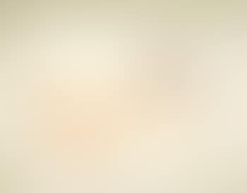 Nude with gold necklace (preview)
