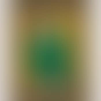 Woman in green (preview)