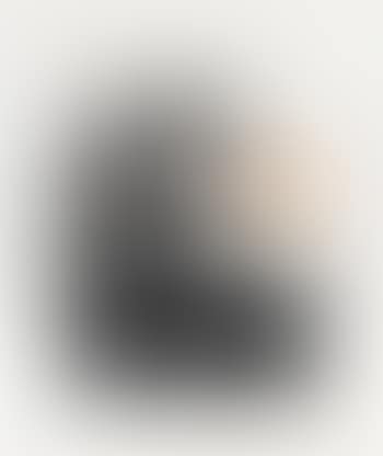 Mujer con Abanico (preview)