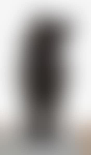 Standing Woman (preview)