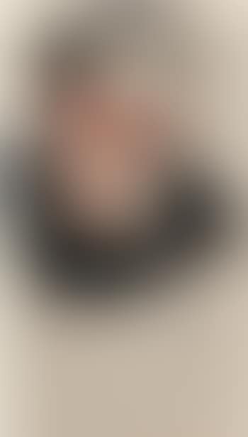 Woman with Red Earrings (preview)