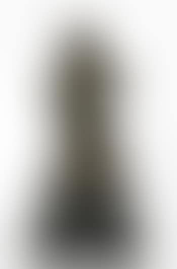Standing woman (preview)