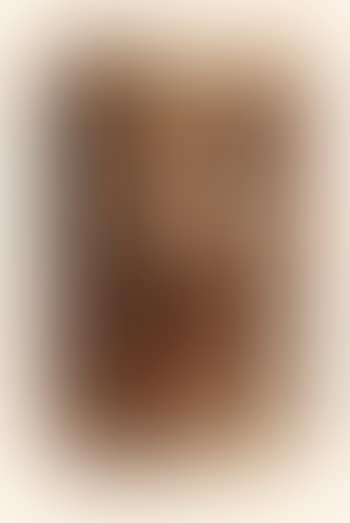 Frau mit Kopftuch (preview)