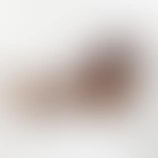 fåtölj med fotpall (preview)