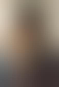 An Algerian beauty in front of a mirror (preview)