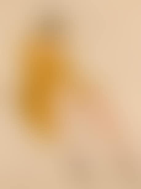 Femme en jaune (preview)