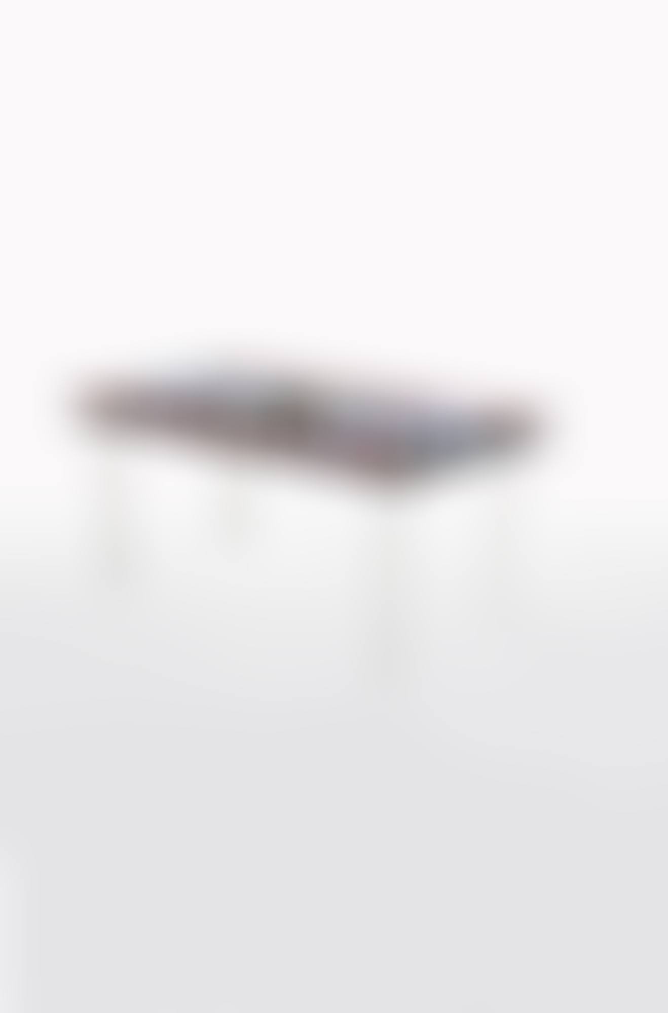 'Madras' Dining Table (preview)