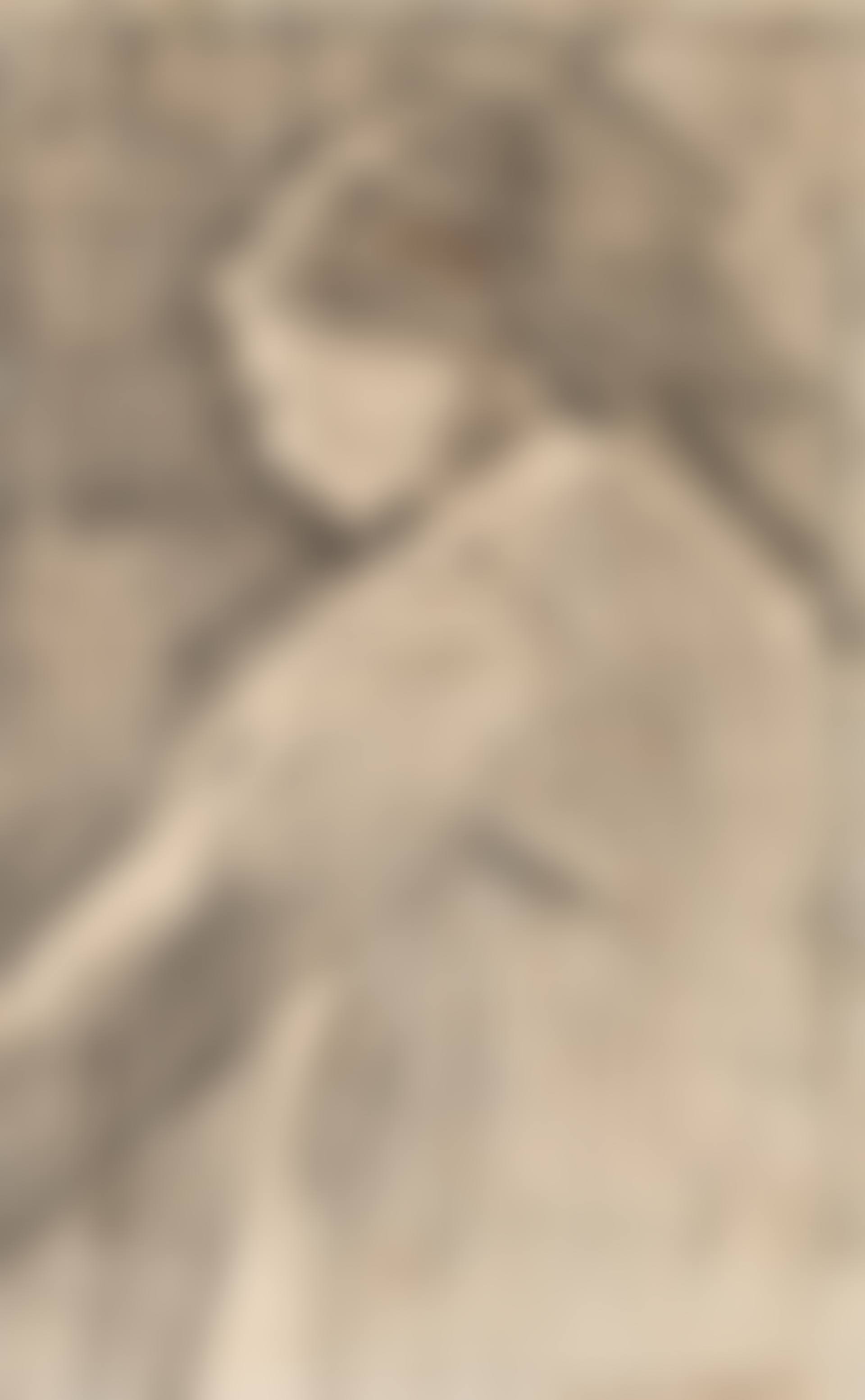 Femme debout ou de profil (preview)