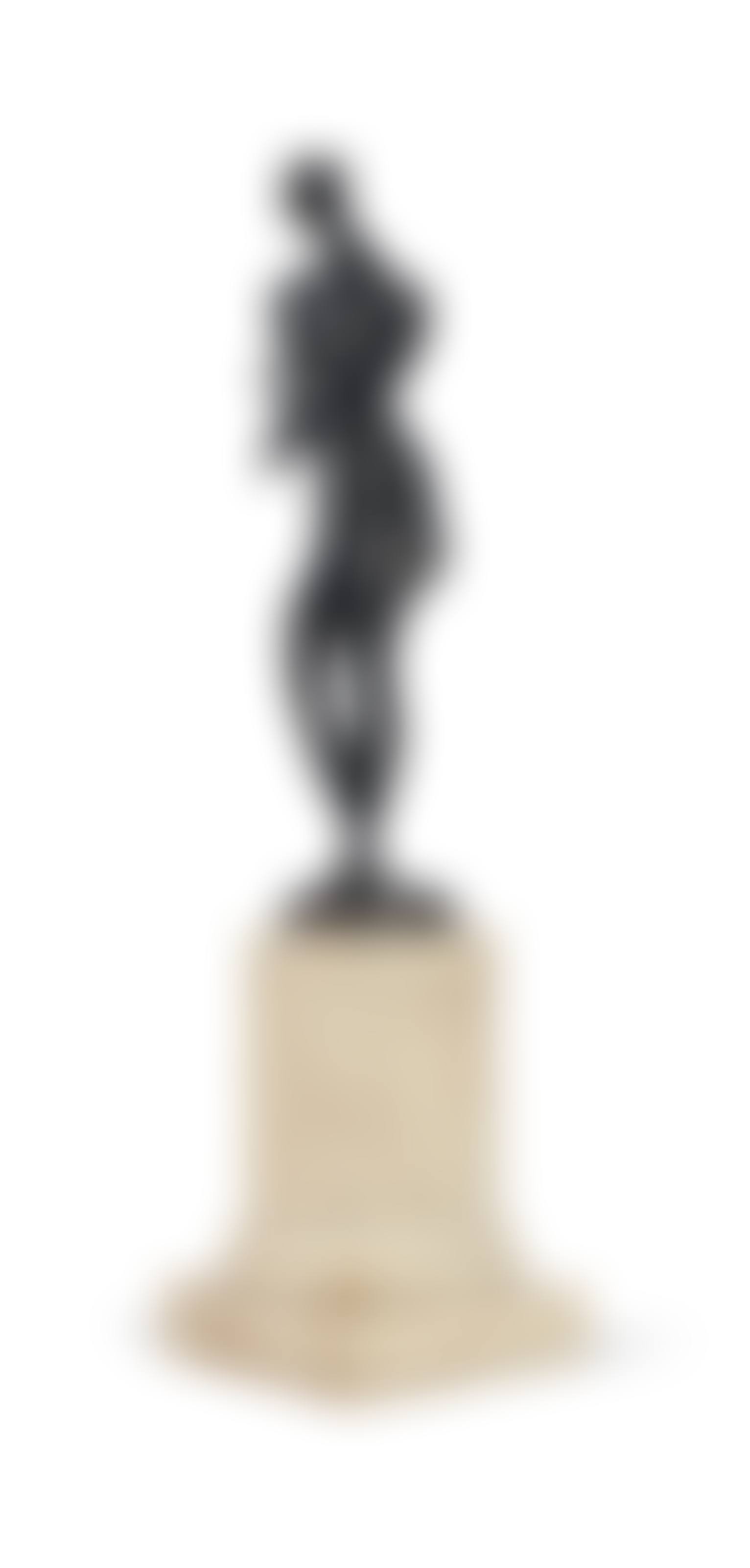 Standing Figure (preview)