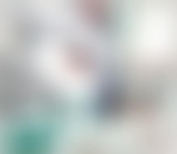 Bedroom Face with Green Wallpaper (Variation) (preview)