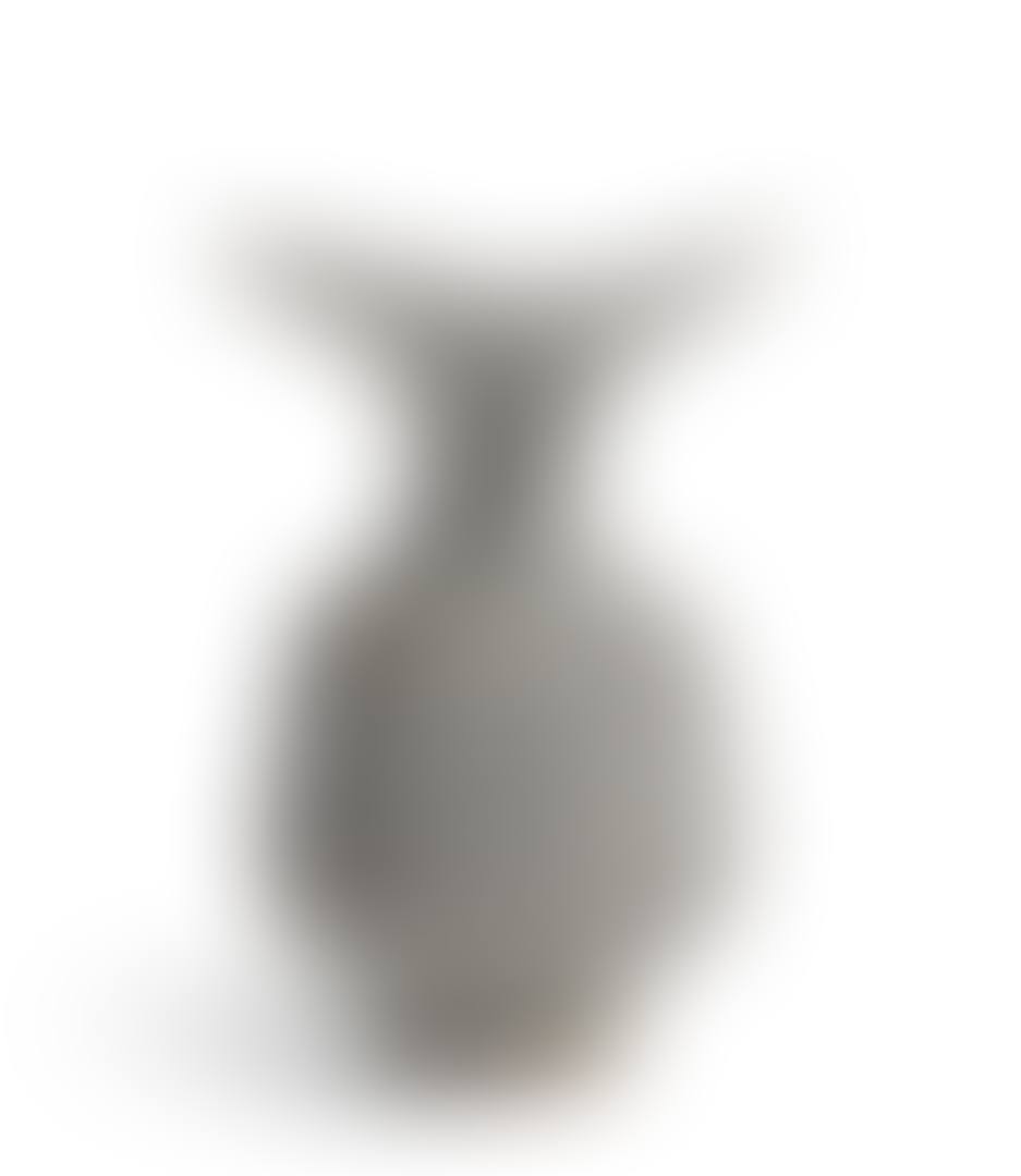 VASE WITH FLUTED BODY (preview)