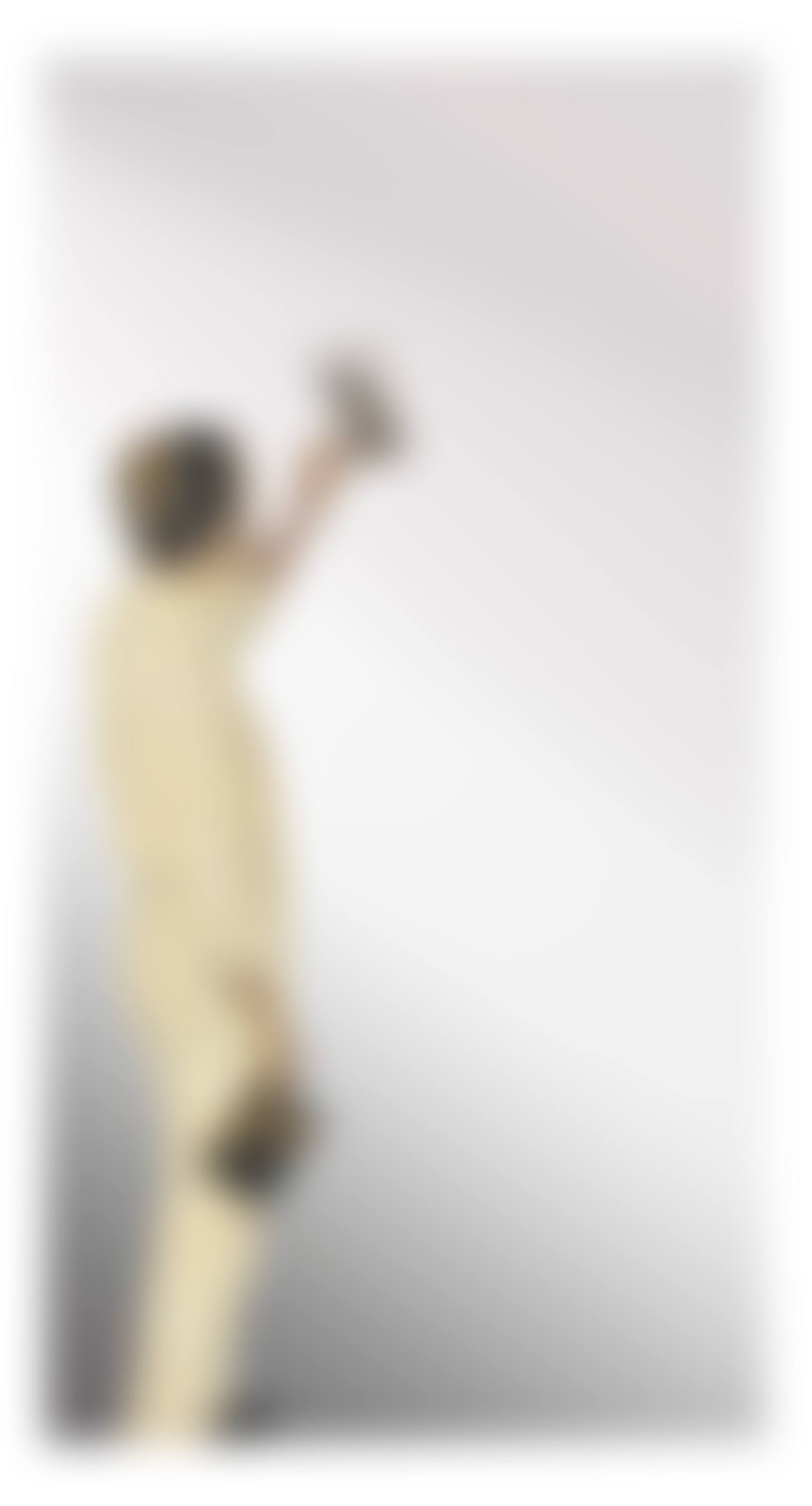Uomo che guarda un negativo (Man Looking at a Negative) (preview)