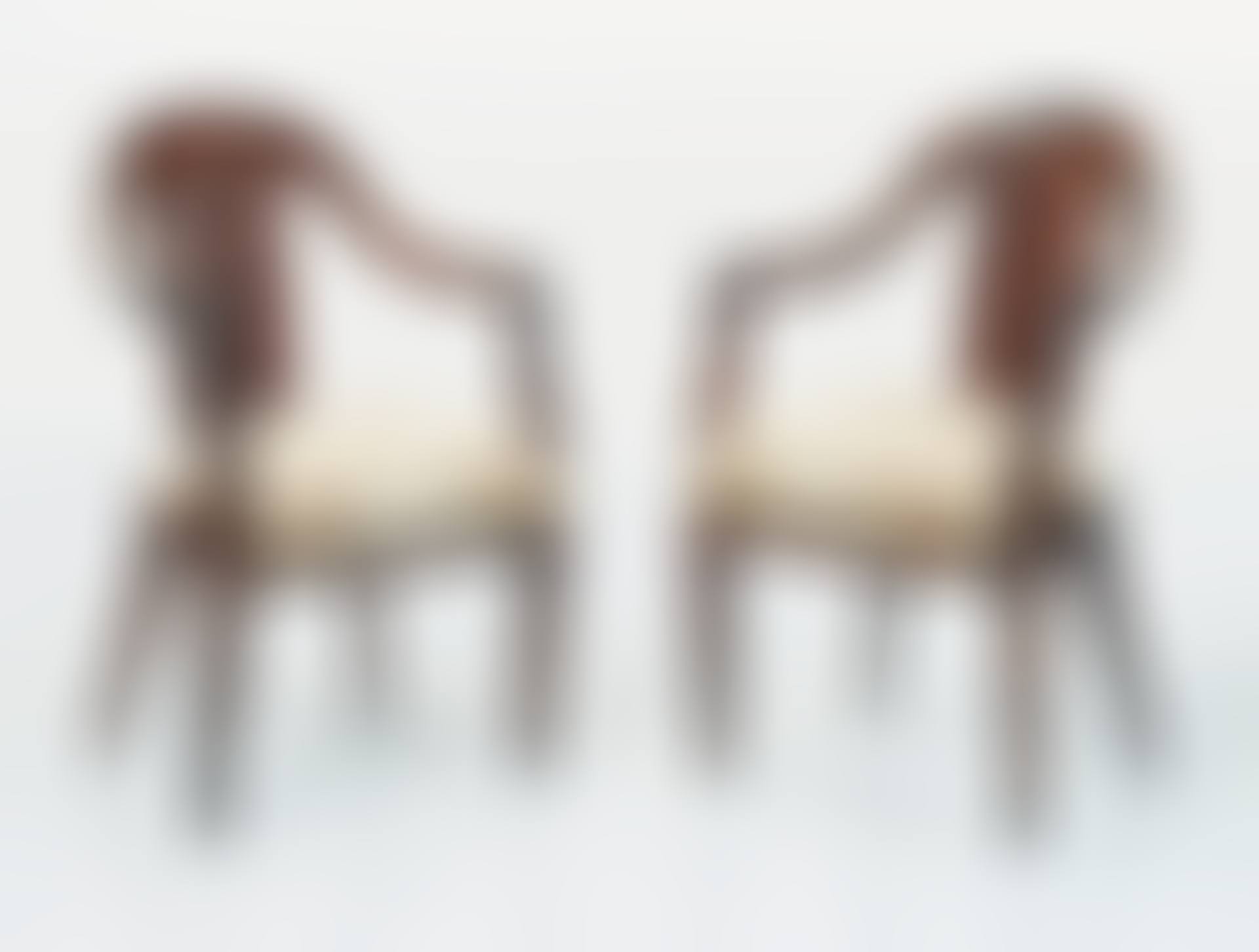 PAIRE DE FAUTEUILS 'PALETTE', VERS 1923-1924 (preview)
