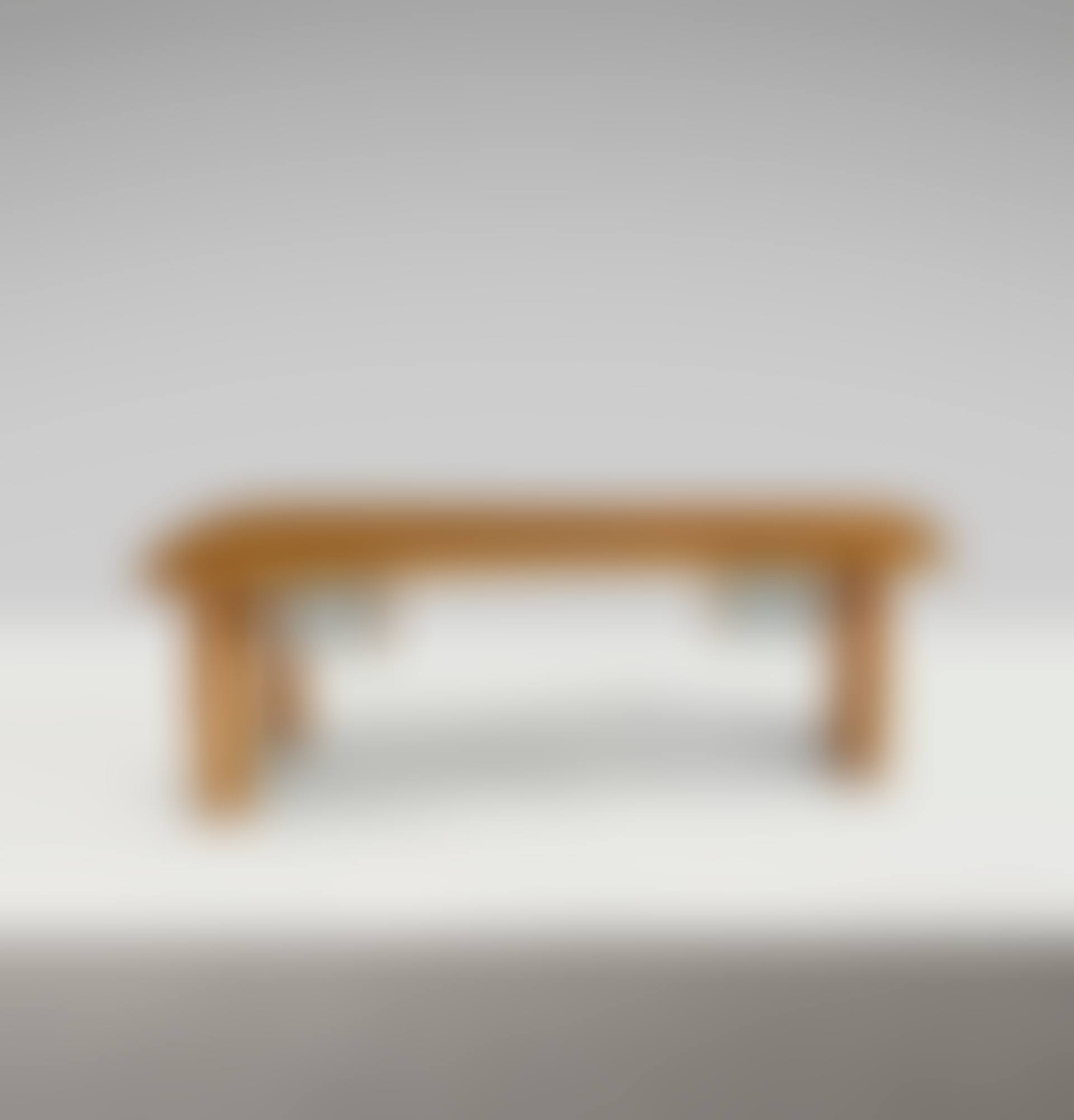 An Important Early 'En Forme' Desk (preview)