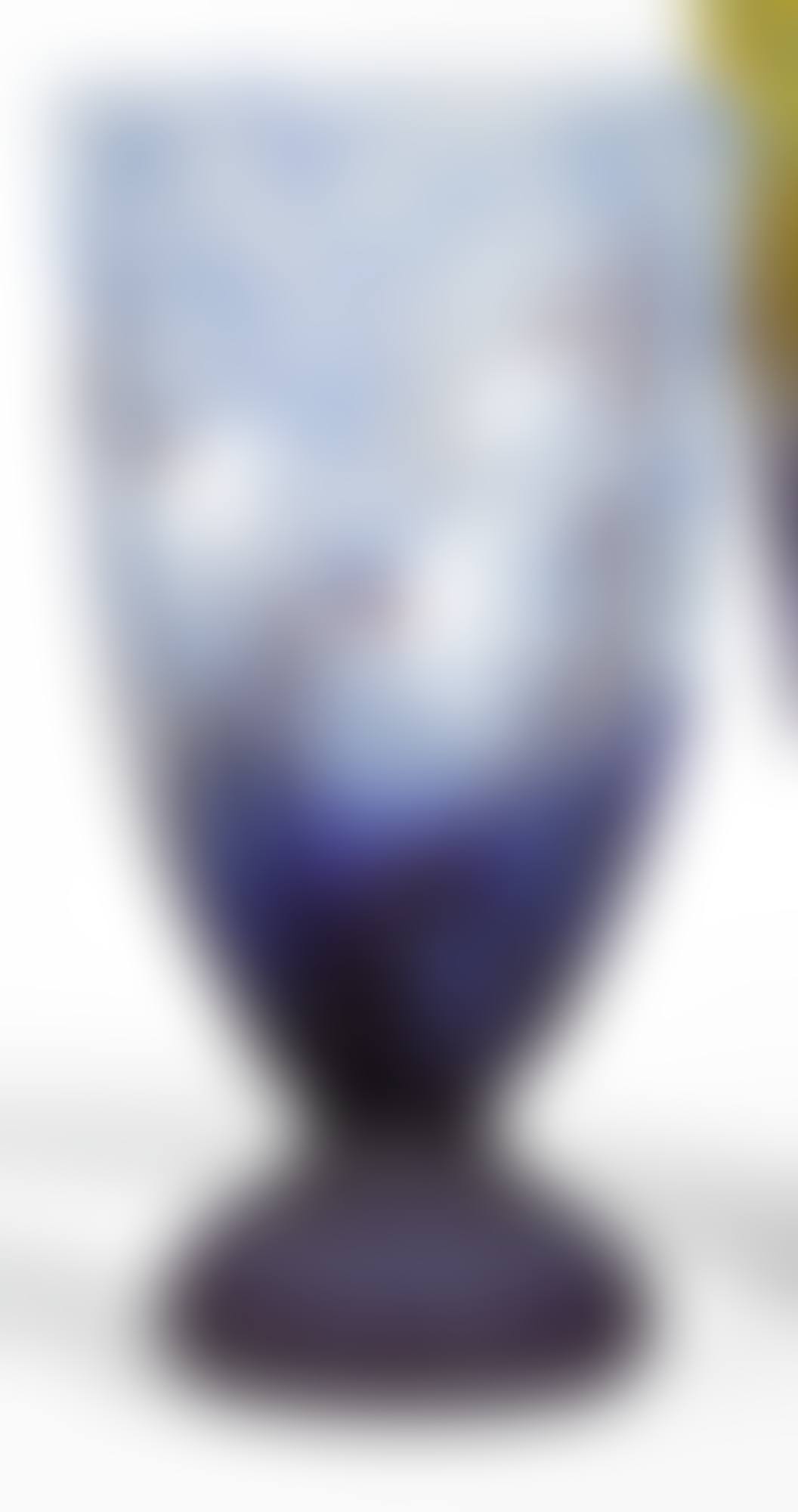 “PERCE-NEIGE” VASE (preview)