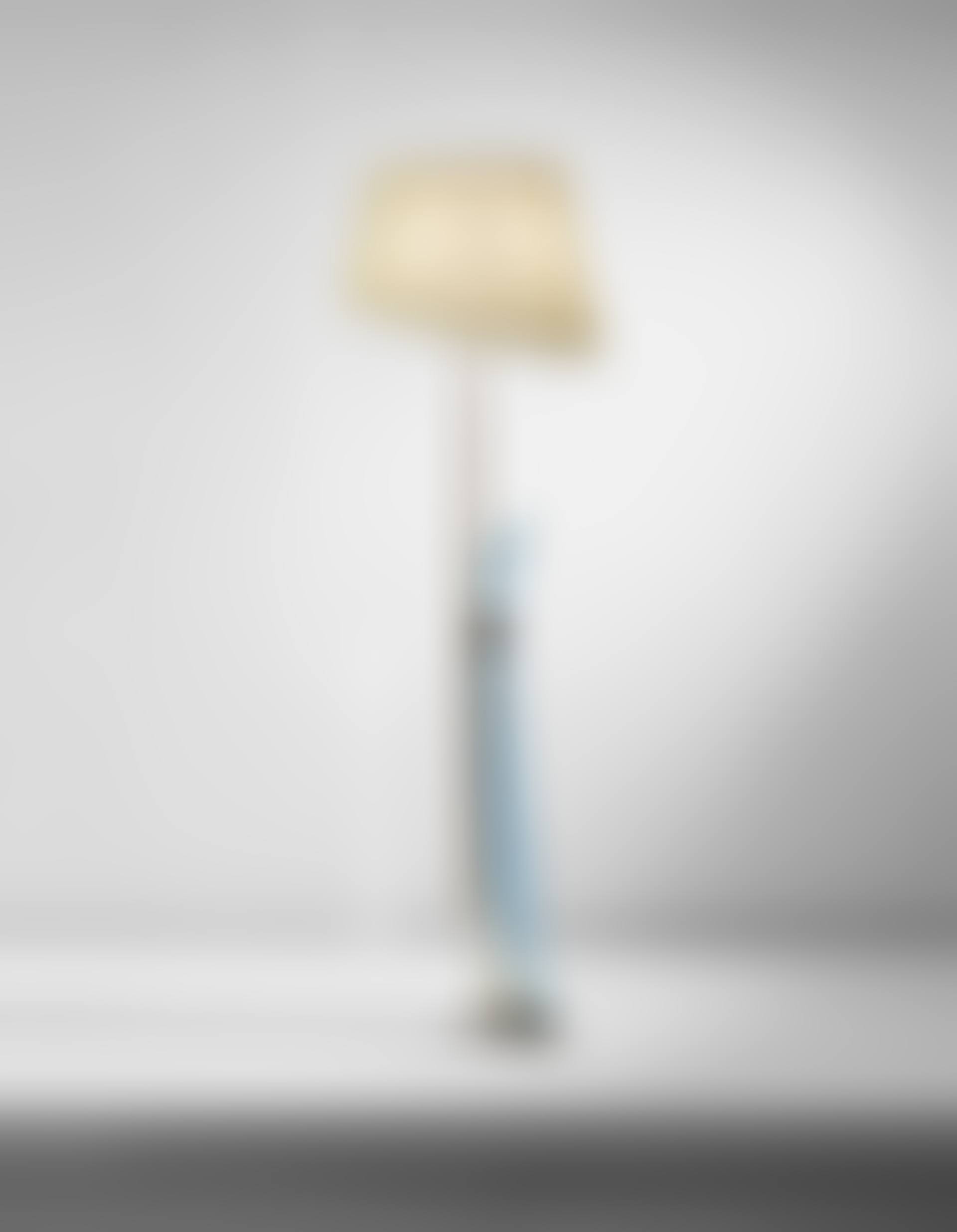 Floor lamp (preview)