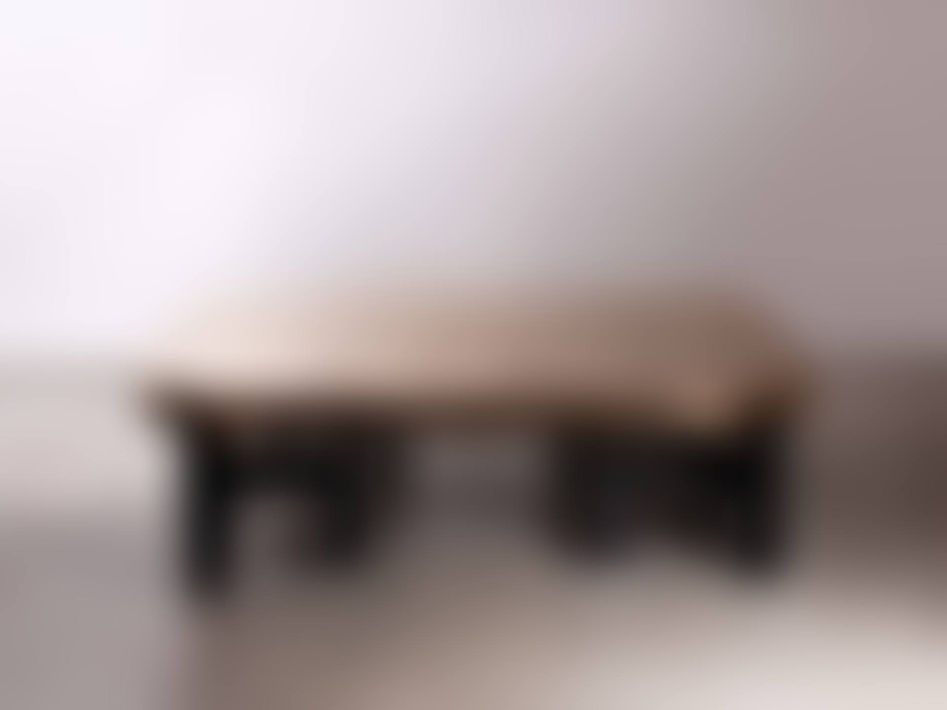 Table basse dite «Goutte d'eau» (preview)