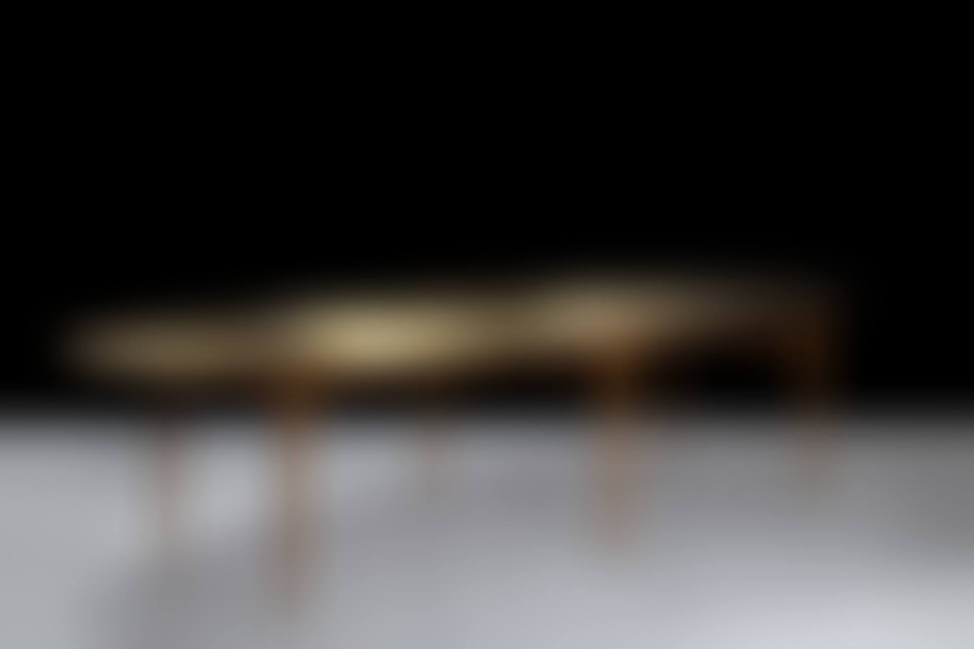 Table dite « Super Ellipse » (preview)