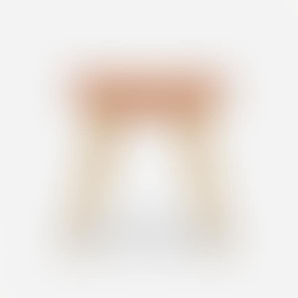 Early stool, model 667-W (preview)