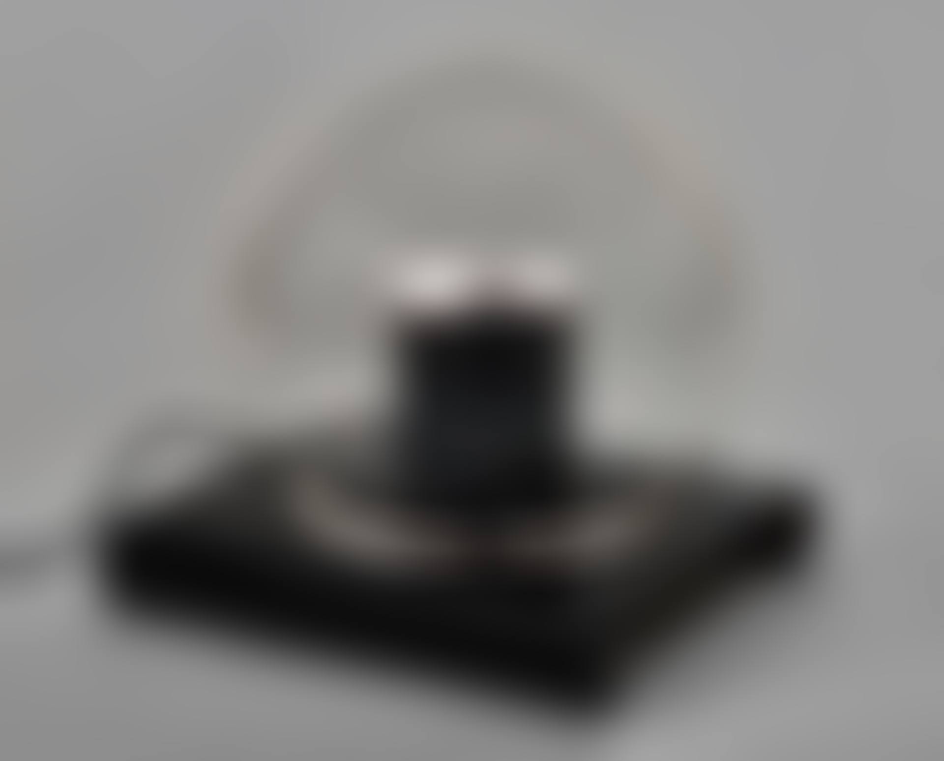 Lampe dite "Aton" (preview)