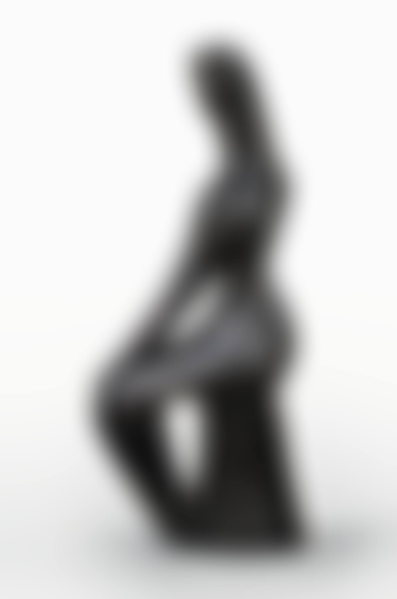 SEATED, BLACK (preview)