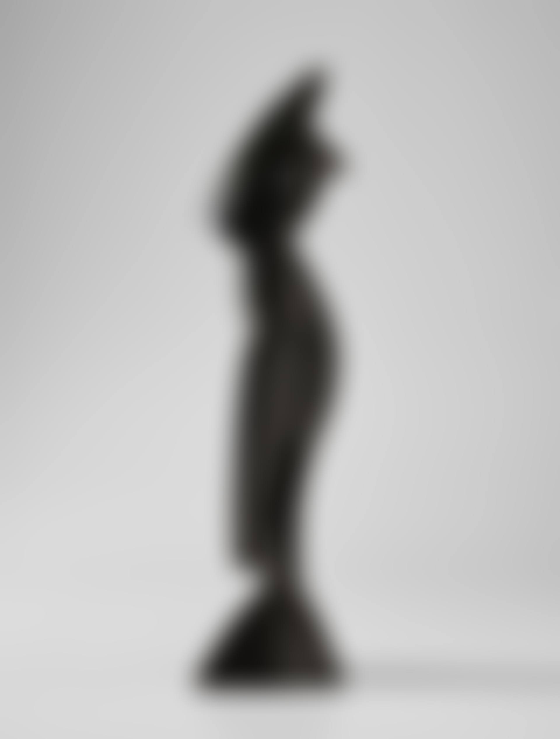 Statue on Triangular Base (preview)