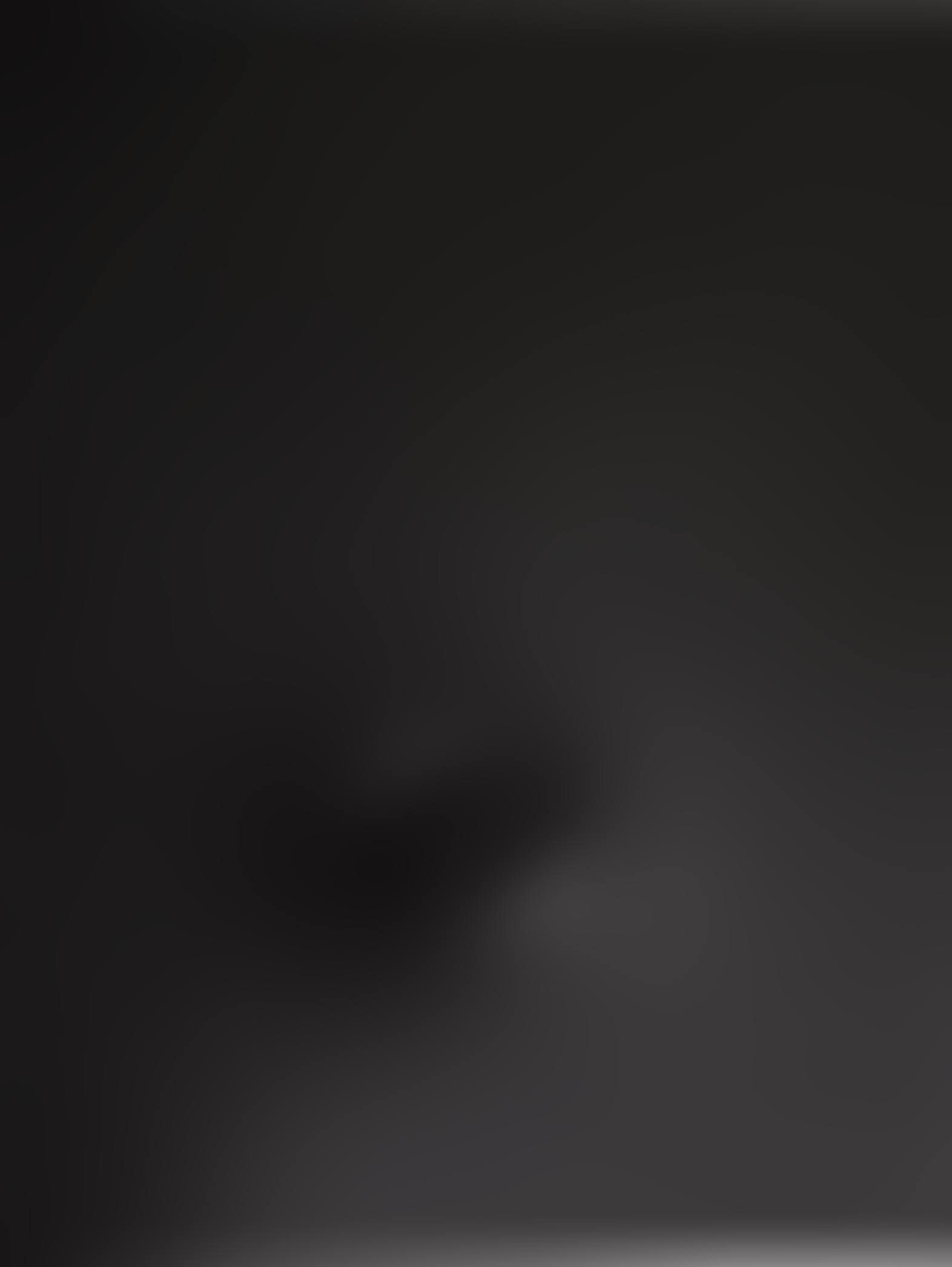 Un Ovale Nero (A Black Oval) (preview)