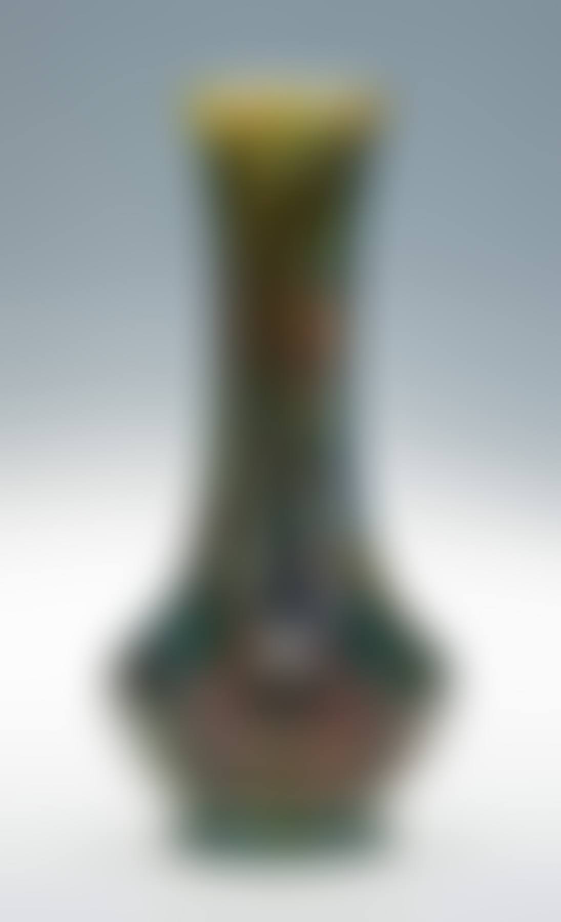 Reactive Glass Paperweight Vase (preview)