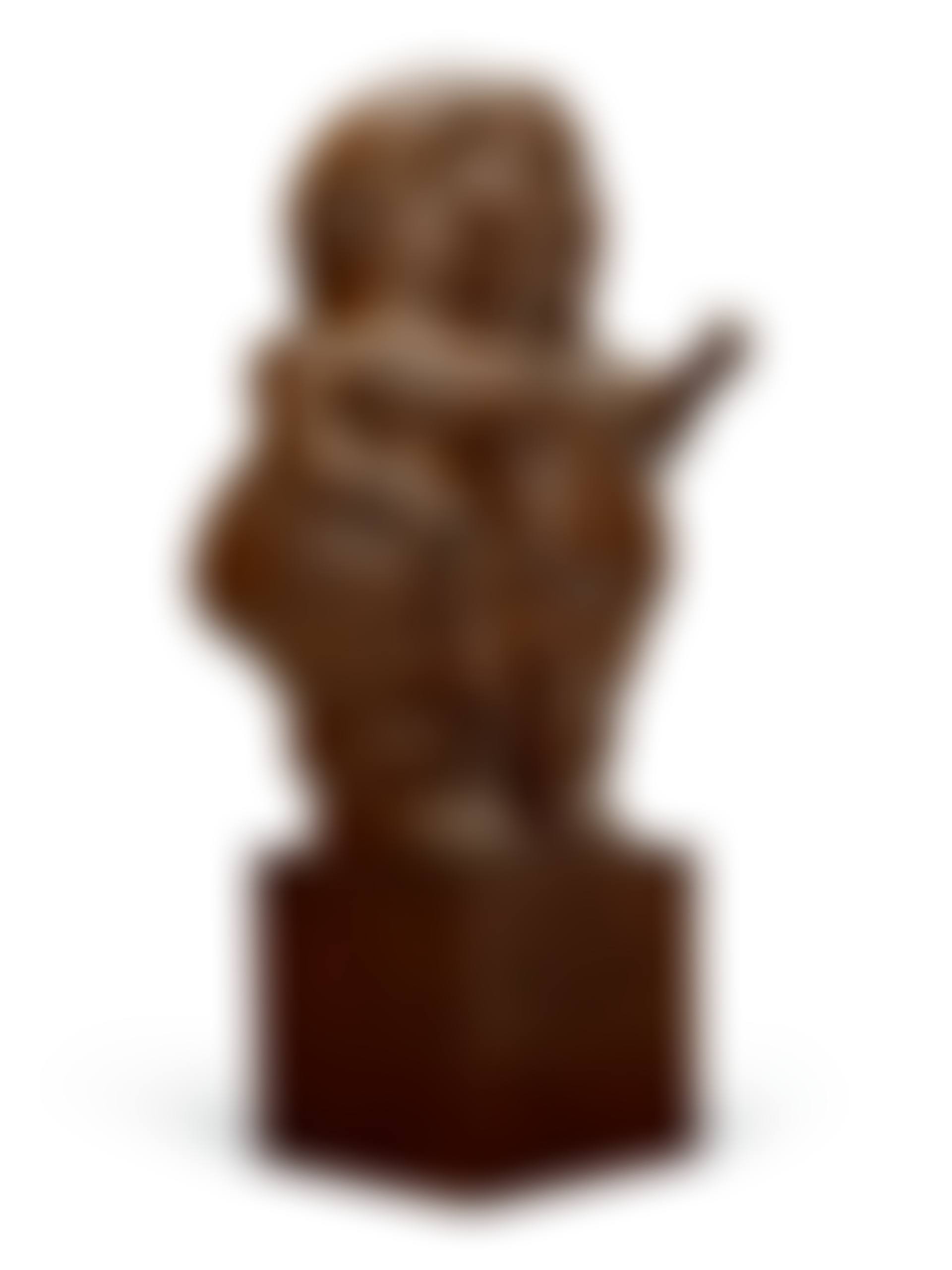 Standing Woman (preview)