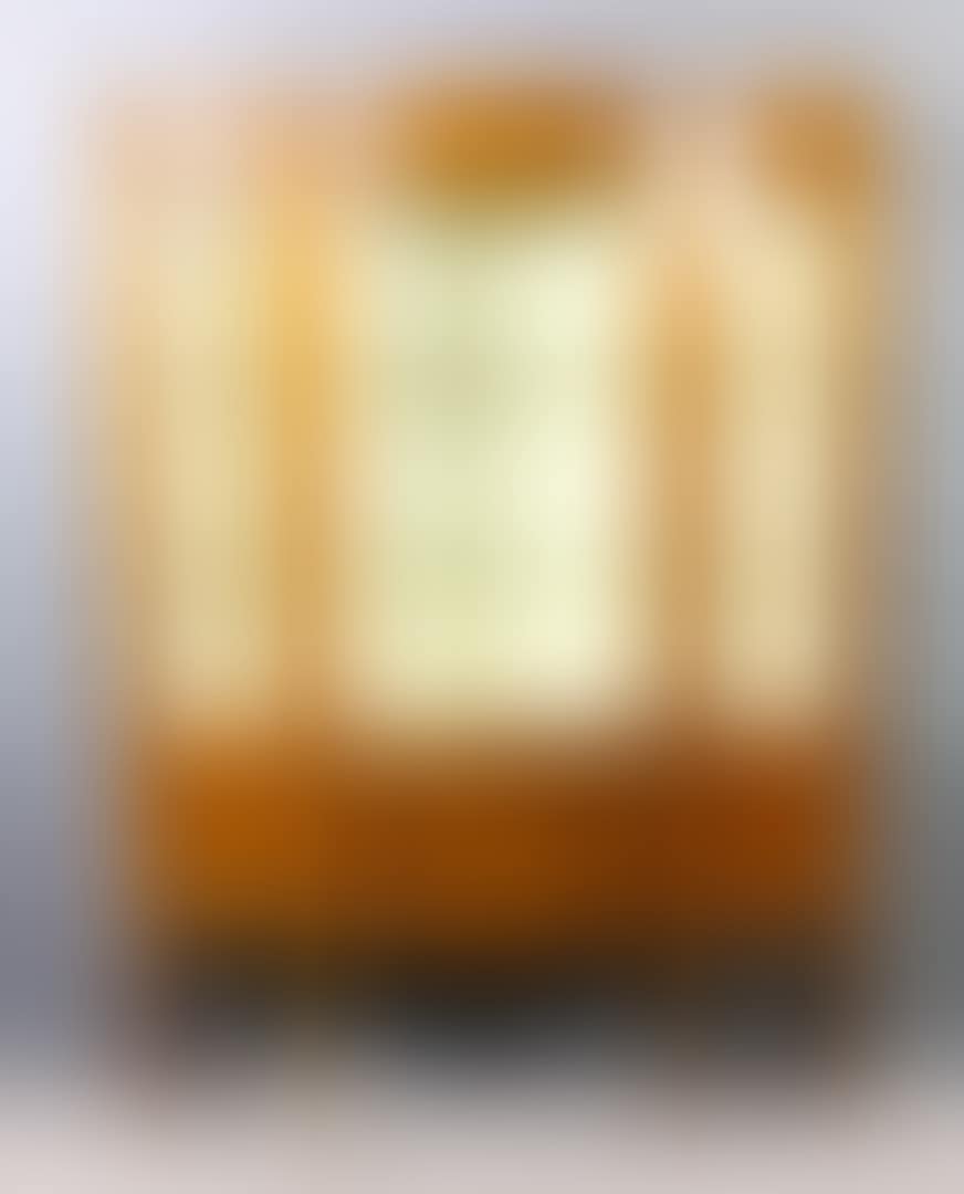 Serpentine fronted display cabinet (preview)