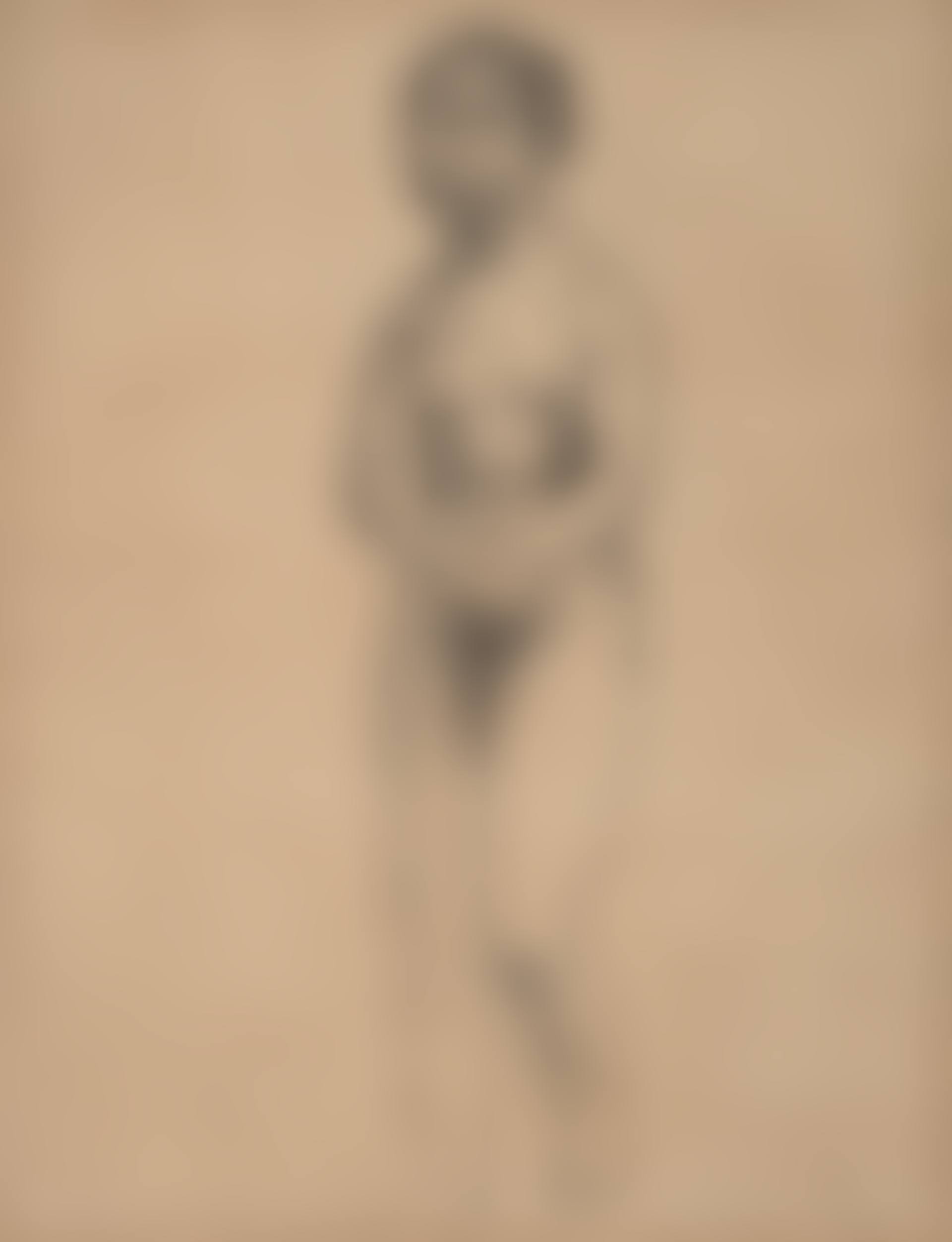 Femme nue debout aux mains croisées (preview)