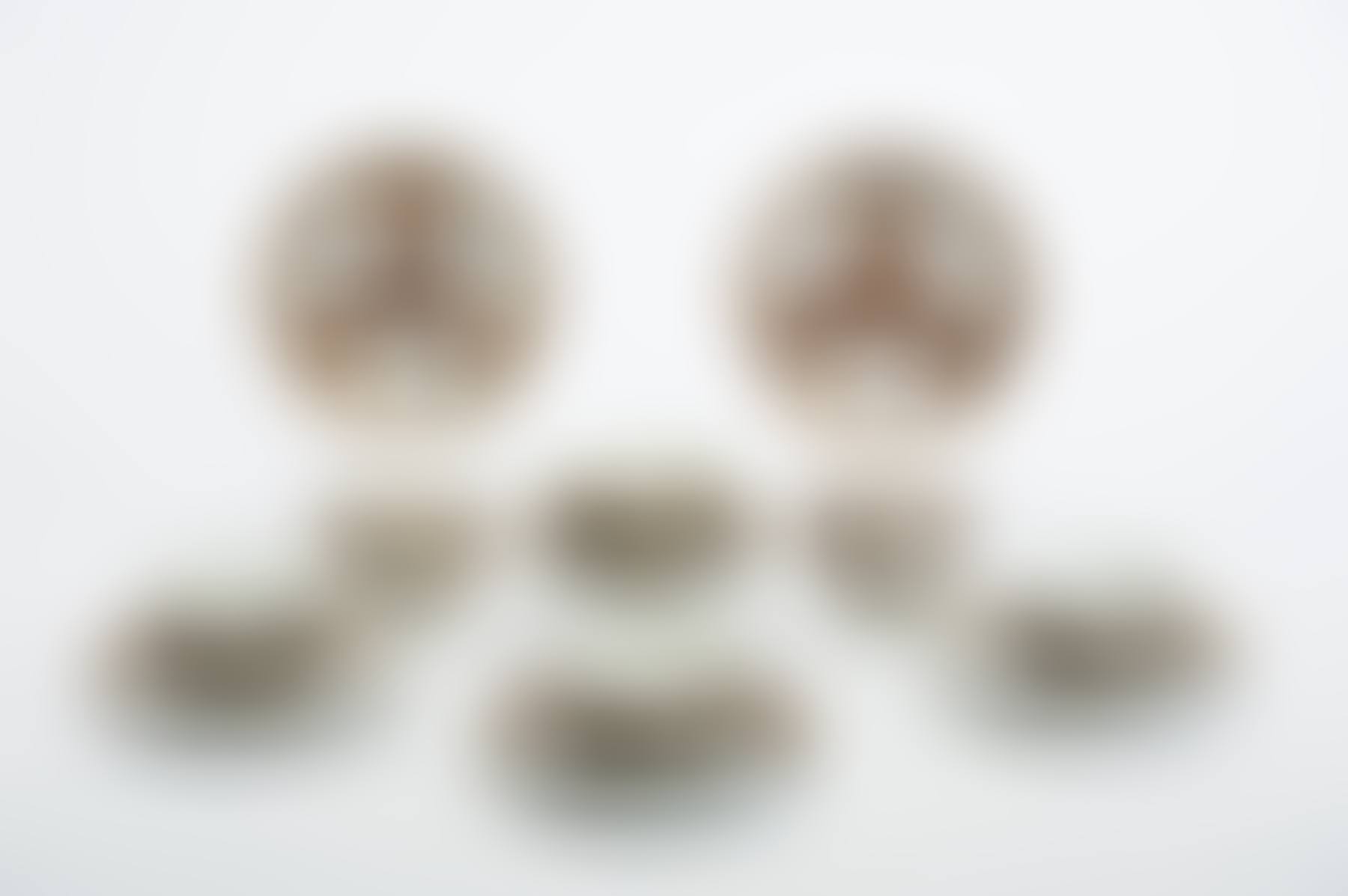 Set of six bowls and saucers (preview)