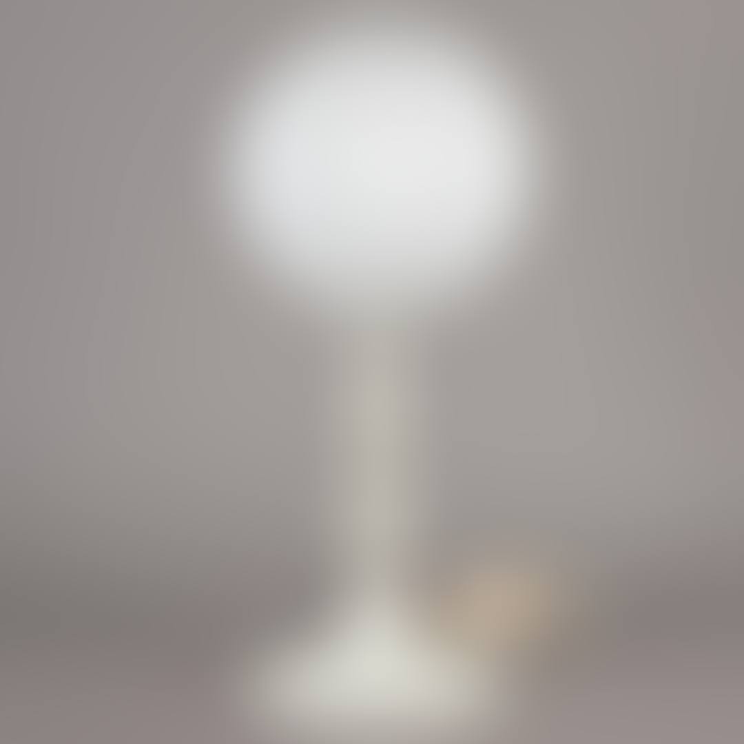 weiße Tulpen-Tischlampe (preview)