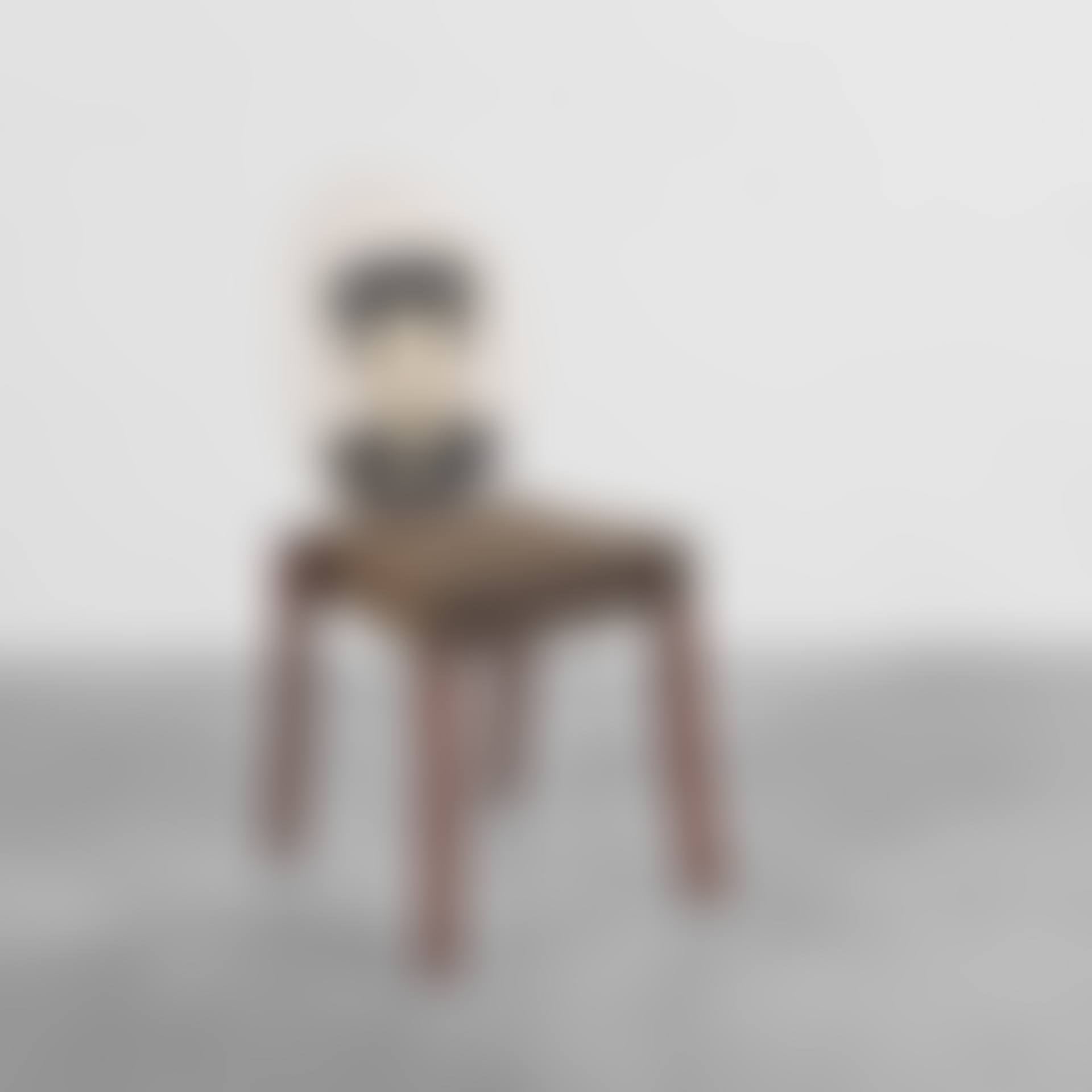 Chaise Peninsula; A "Peninsula" chair (preview)