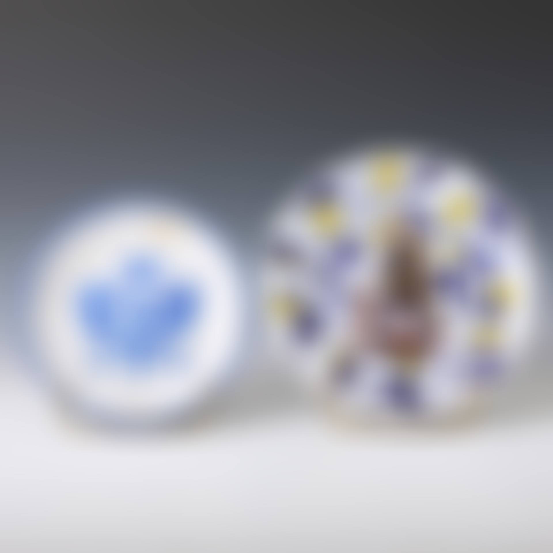 (1)NOBLEMAN WITH DOG PLATE (2)CREST OPEN WORK COMPOTE 2 PIECES (preview)