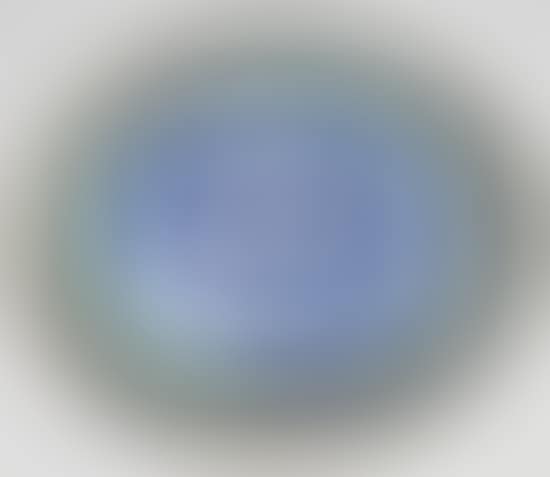 Visage dans un ovale (preview)