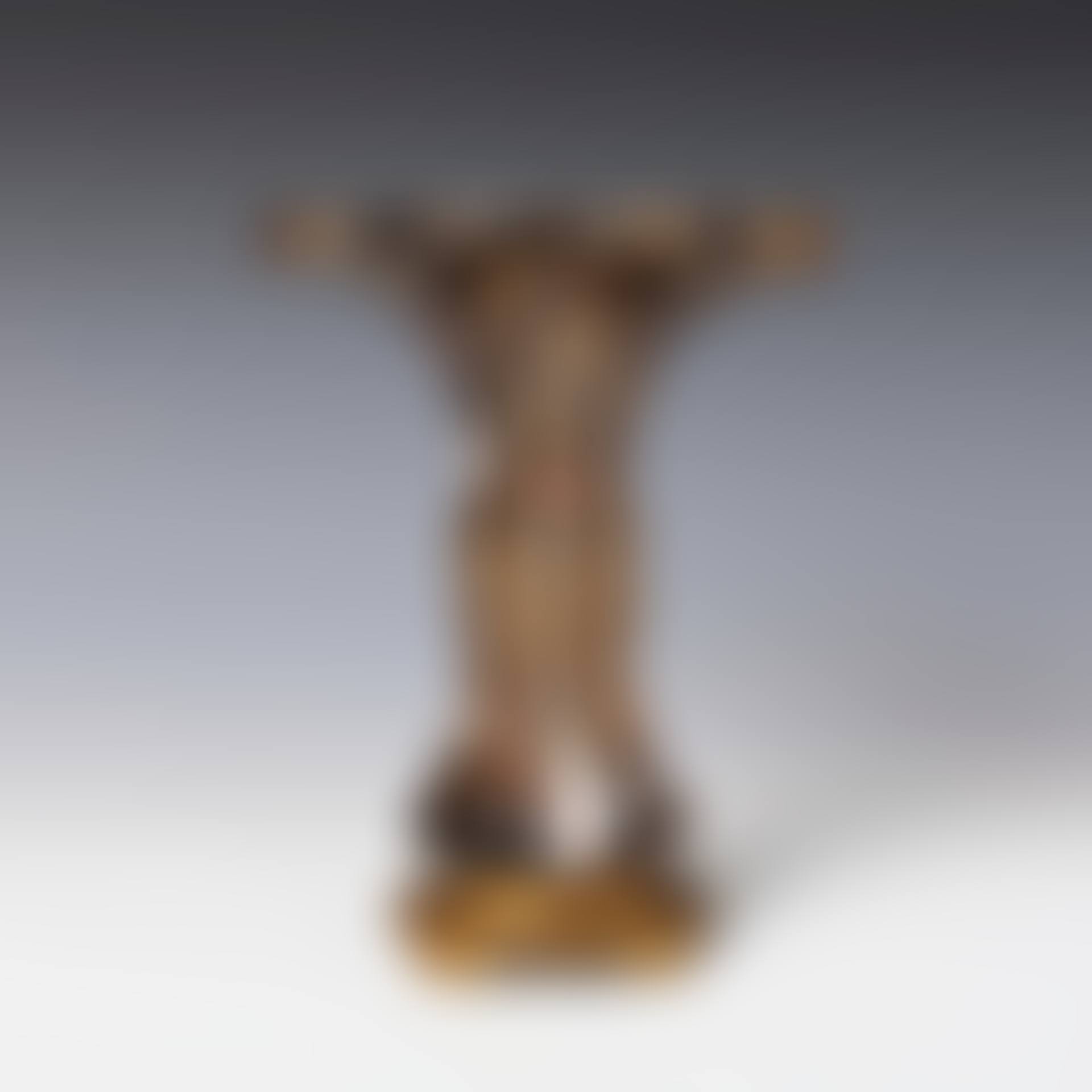 MANTIS AND CHRYSANTHEMUM VASE (preview)